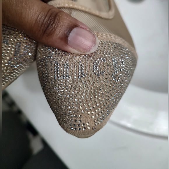 JUICY COUTURE ointed toe Flats,tan/gold, sheer fabric w/Sparkled "Juicy" on toes - Picture 6 of 7